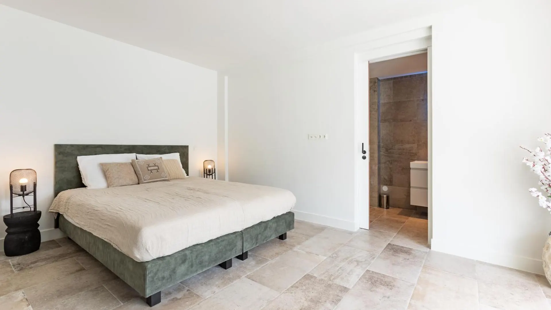 Luxe Penthouse Met Zeezicht En Directe Toegang Tot Zwembad En Strand Op Mambo Beach 0*, Willemstad