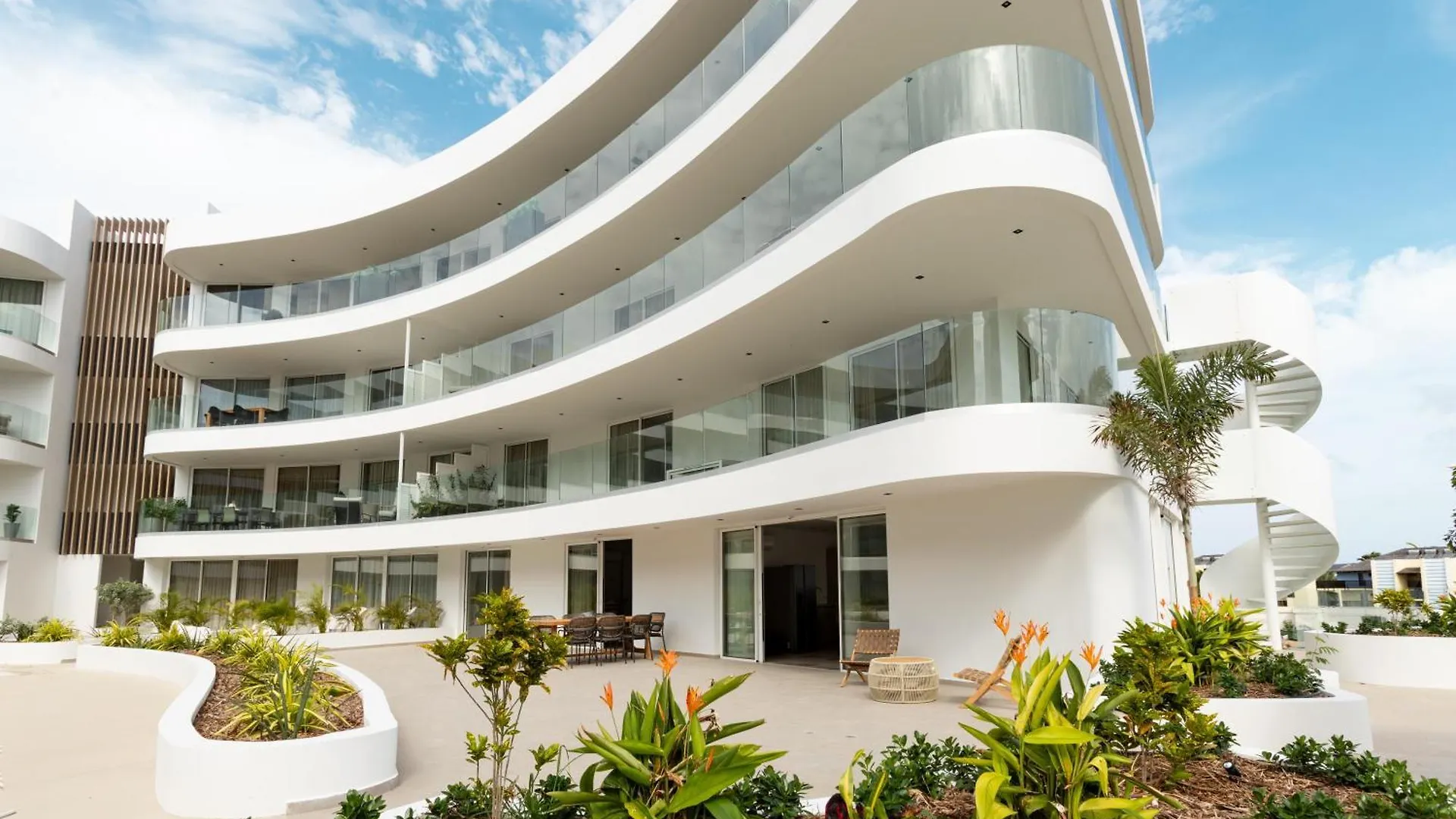 Appartamento Luxe Penthouse Met Zeezicht En Directe Toegang Tot Zwembad En Strand Op Mambo Beach Curaçao