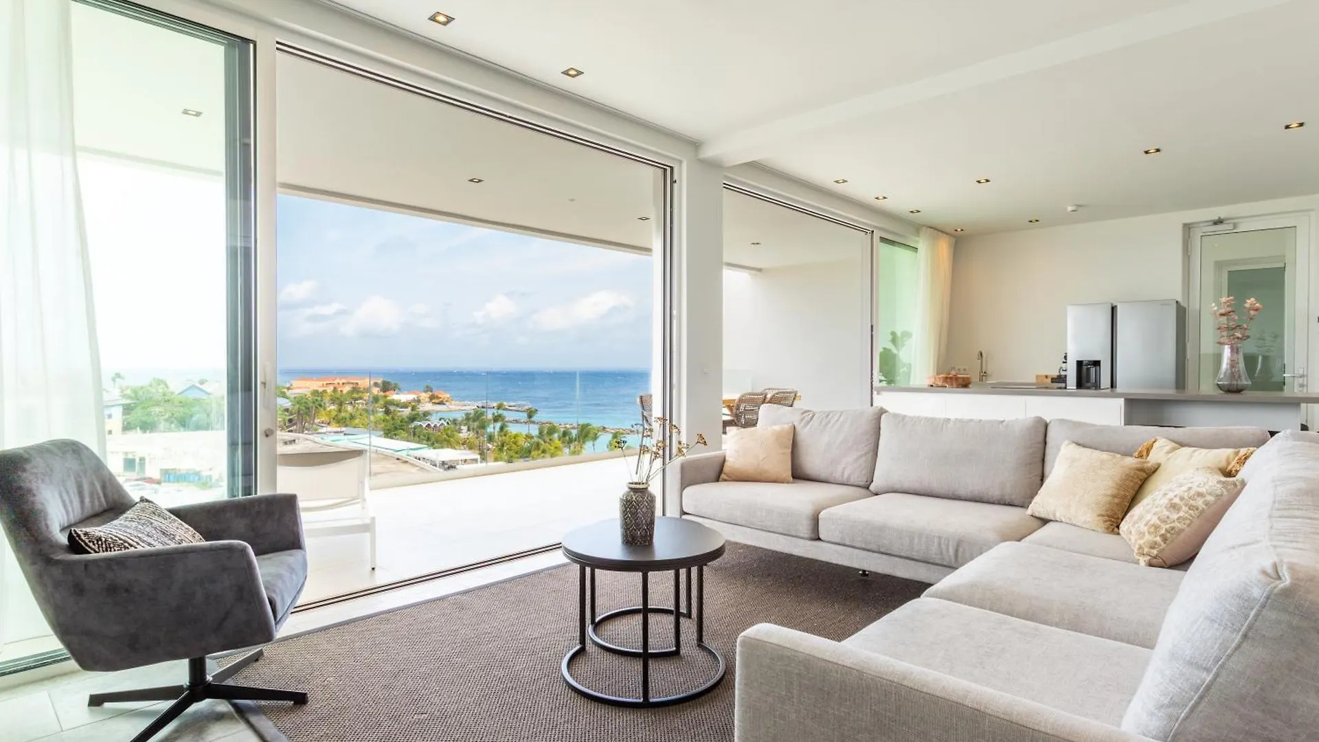 Luxe Penthouse Met Zeezicht En Directe Toegang Tot Zwembad En Strand Op Mambo Beach 0*, Willemstad Curaçao