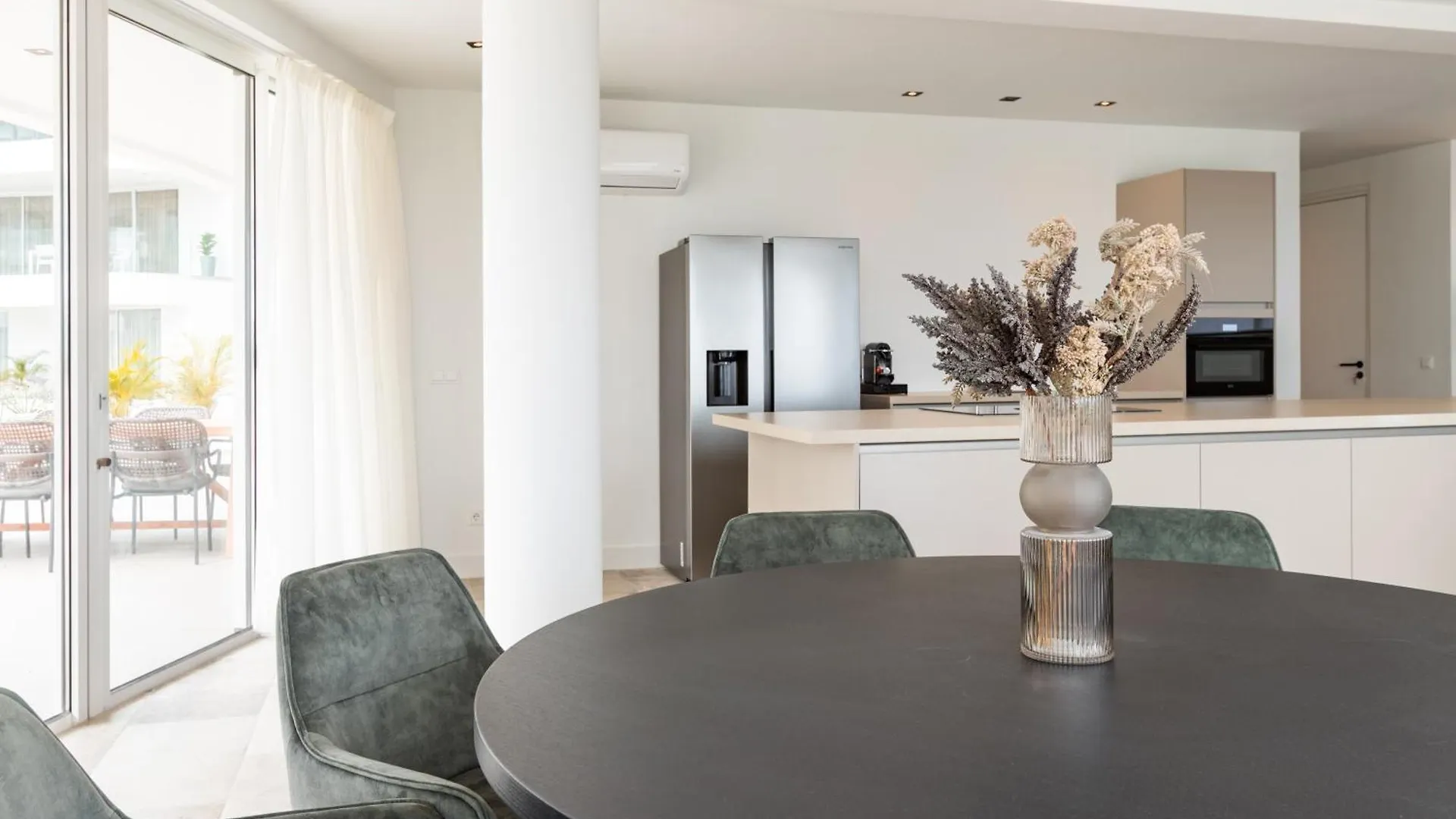 Luxe Penthouse Met Zeezicht En Directe Toegang Tot Zwembad En Strand Op Mambo Beach 0*, Willemstad