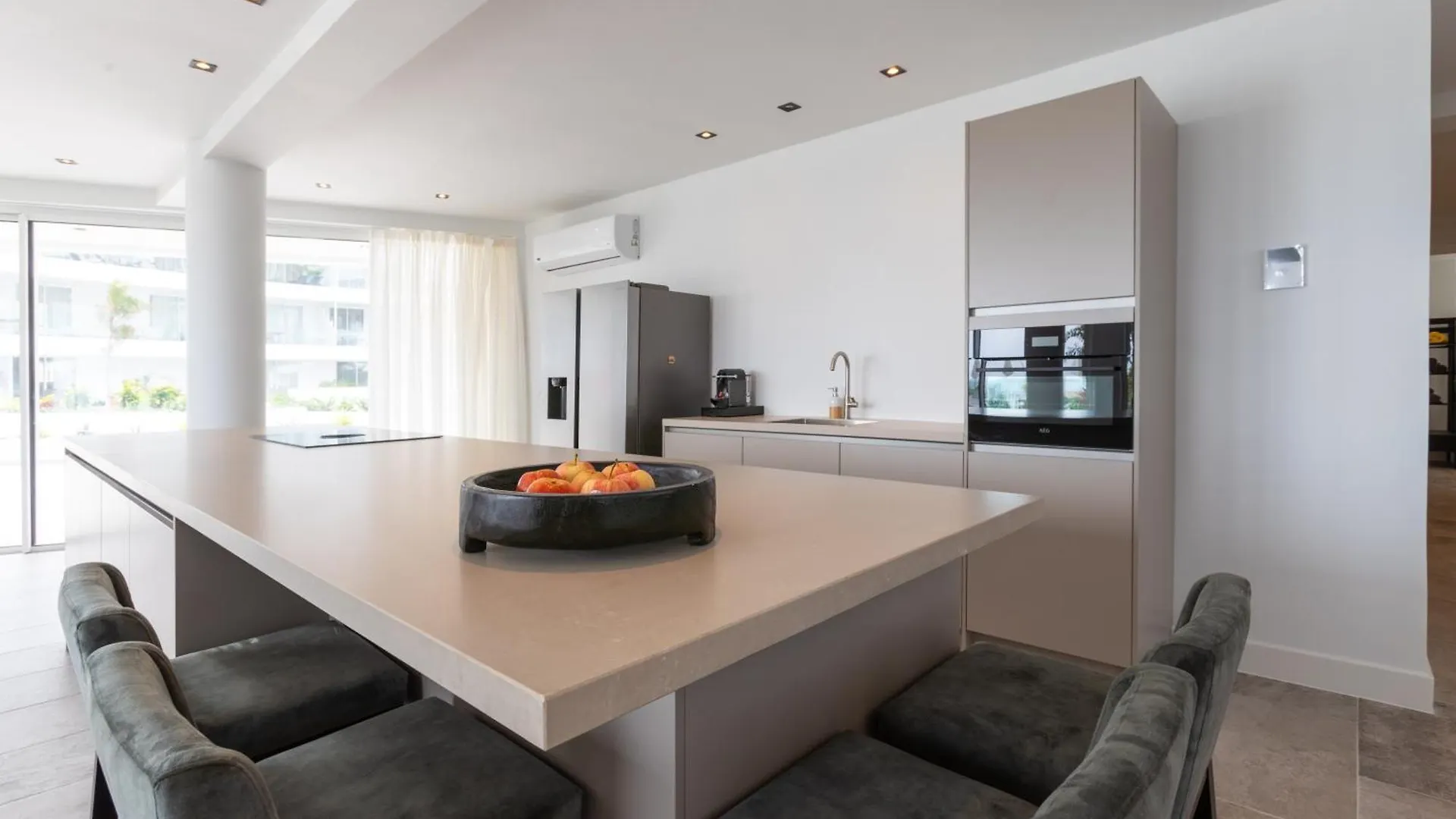 Luxe Penthouse Met Zeezicht En Directe Toegang Tot Zwembad En Strand Op Mambo Beach 0*, Willemstad Curaçao